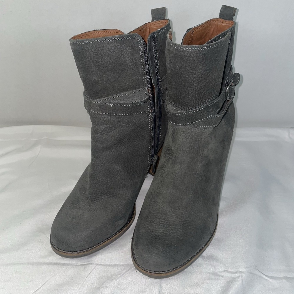 Lucky Brand Latonya Grey Leather Ankle Boots Buckle Strap Block Heel Womens 9.5M